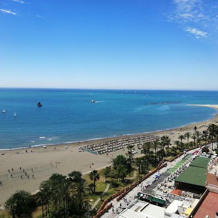 Puerto Marina - Primera Linea Apartment เบนัลมาเดนา ภายนอก รูปภาพ