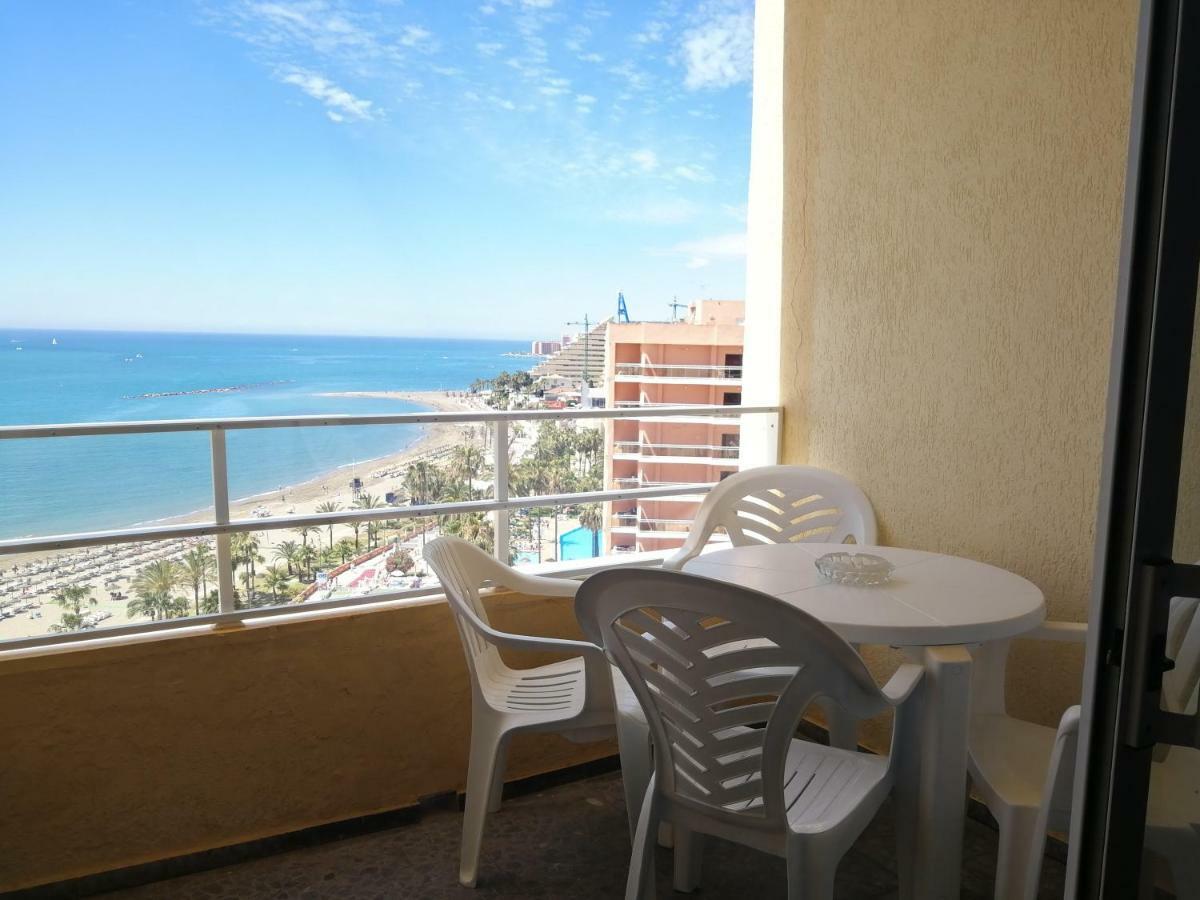 Puerto Marina - Primera Linea Apartment เบนัลมาเดนา ภายนอก รูปภาพ